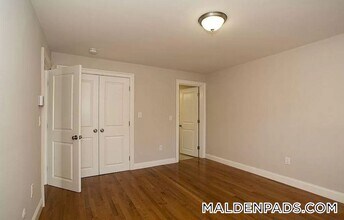 134 Summer St in Malden, MA - Foto de edificio - Building Photo