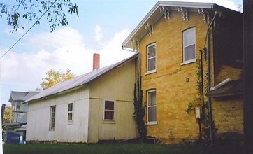 9 North St in Hillsdale, MI - Foto de edificio - Building Photo