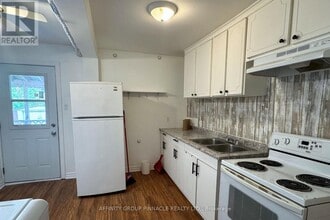 88 Albert St S in Kawartha Lakes, ON - Building Photo - Building Photo