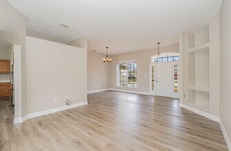 328 Hammonton St SW in Palm Bay, FL - Building Photo - Building Photo