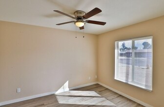 6810 W Pasadena Ave in Glendale, AZ - Building Photo - Building Photo