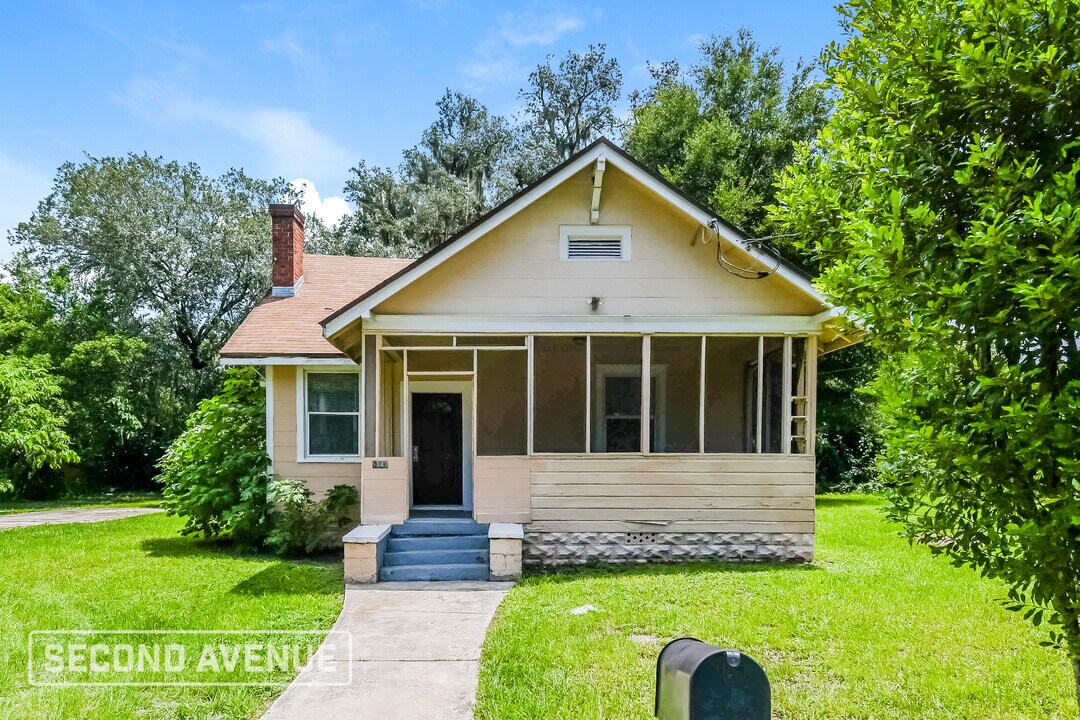 9043 9th Ave in Jacksonville, FL - Building Photo