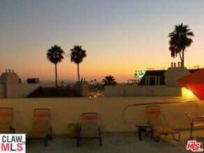 620 S Gramercy Pl in Los Angeles, CA - Building Photo - Building Photo