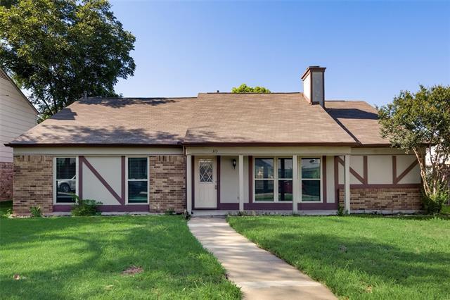 319 Southerland Ave in Mesquite, TX - Building Photo