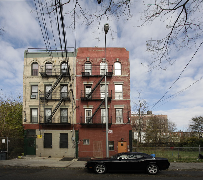 1967 Bergen St in Brooklyn, NY - Building Photo - Building Photo