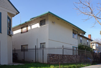 3222 2nd Ave in Sacramento, CA - Building Photo - Building Photo