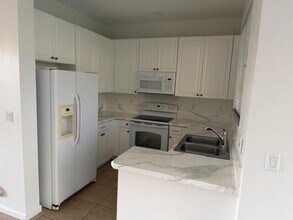 4459 Cotswold Hills Dr in Lake Worth Beach, FL - Building Photo - Building Photo