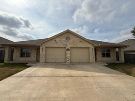 1300 Powder River Dr in Killeen, TX - Building Photo