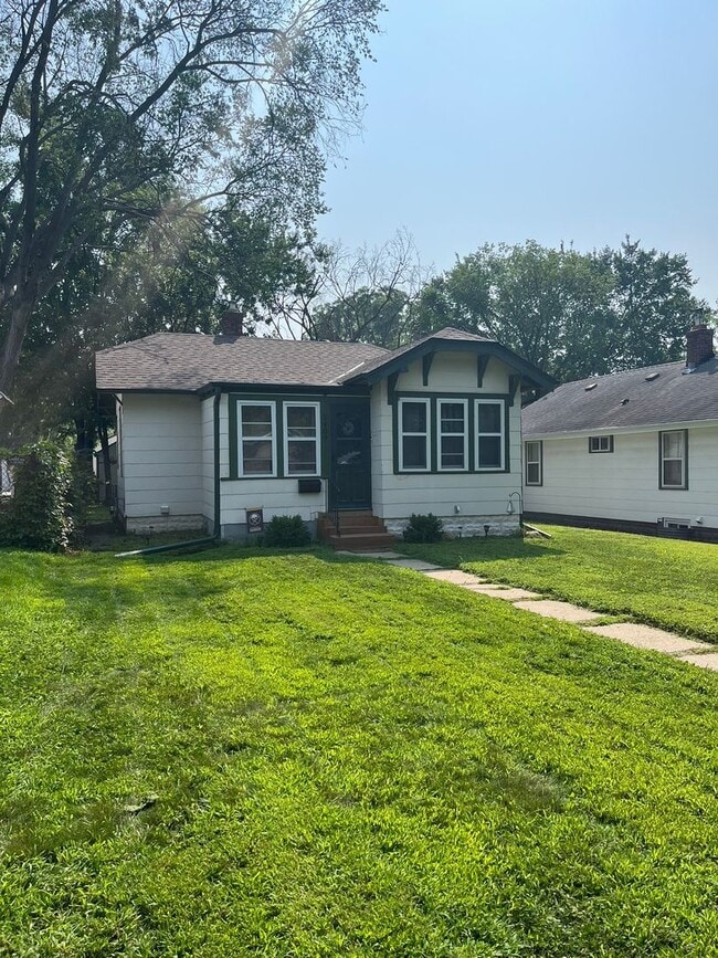 property at 5409 31st Ave S