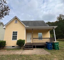 390 Hawthorne Ext in Athens, GA - Building Photo
