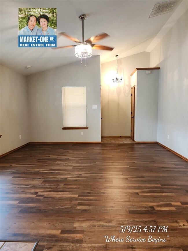 910 NW Ferris Ave in Lawton, OK - Building Photo - Building Photo