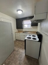 281 W Cottage Pl in York, PA - Building Photo - Building Photo