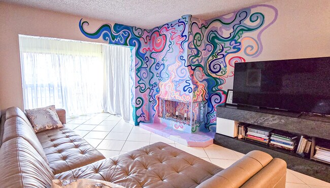 1986 Pelican Landing Blvd, Unit 1525 in Clearwater, FL - Building Photo - Building Photo