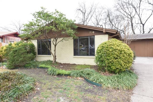property at 730 Greenhaven Dr