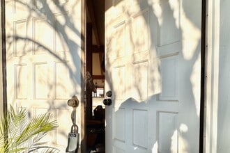 695 Ketch Ct in Clearlake Oaks, CA - Building Photo - Building Photo