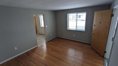 3618 Robb Ave in Cheviot, OH - Building Photo - Building Photo