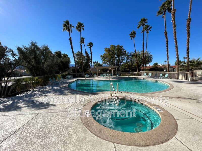 43851 Vía Granada in Palm Desert, CA - Building Photo