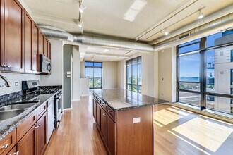 1525 S Sangamon St in Chicago, IL - Building Photo - Building Photo