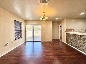 7322 Azalea Square in San Antonio, TX - Building Photo - Building Photo