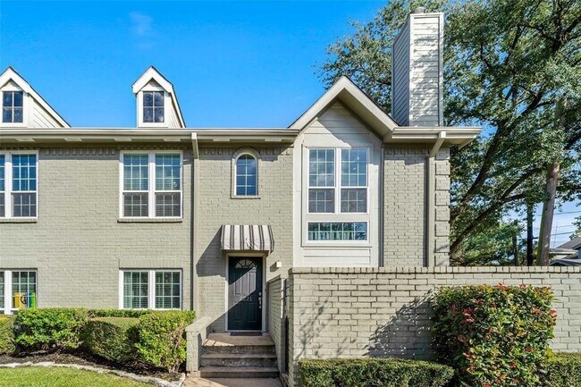 property at 2221 Stanford St