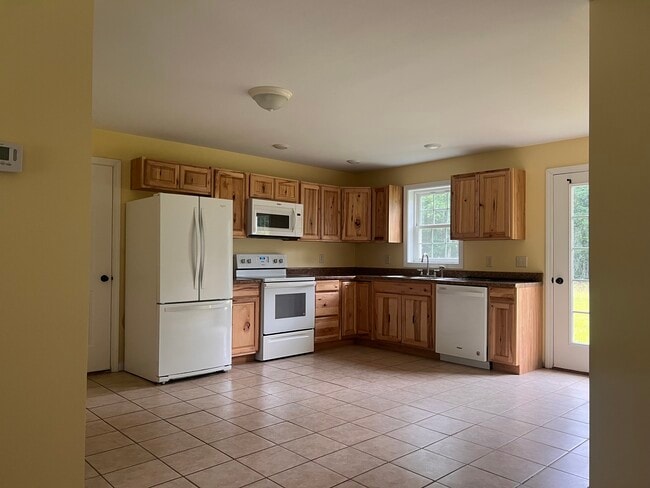 97 N Main St, Unit 97 North Main St. Unit B