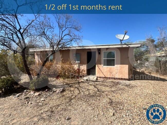 property at 216 E Waverly St