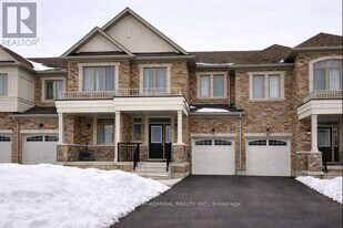 2135 Speare Ct in Innisfil, ON - Building Photo