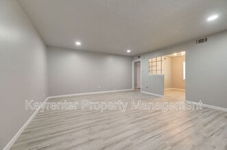 1309 Crown Point Ave in Norman, OK - Foto de edificio - Building Photo