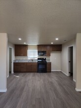 1344 Sunrise Ave in Modesto, CA - Building Photo - Building Photo