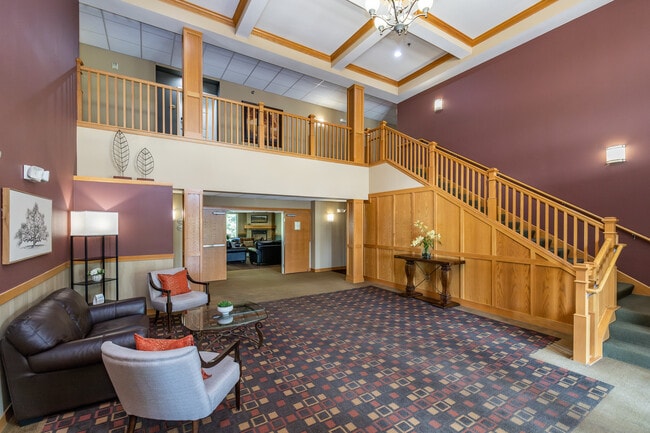 Lakeville Woods in Lakeville, MN - Foto de edificio - Lobby