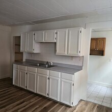 515 Central Ave, Unit 5 in Dover, NH - Building Photo - Building Photo
