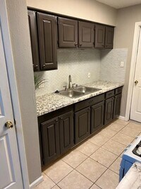 10739 Highland Woods Dr photo'