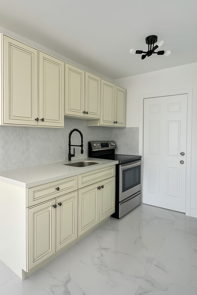 1225 NW 2nd St, Unit 1 in Fort Lauderdale, FL - Building Photo - Building Photo
