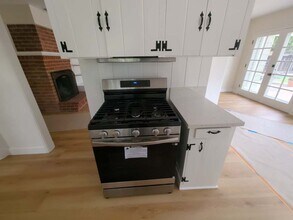 4457 Simpson Ave in Valley Village, CA - Building Photo - Building Photo