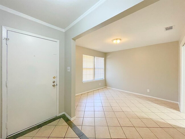 11108 Blossom Bell Dr in Austin, TX - Building Photo - Building Photo