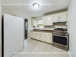 3611 E 69th St in Kansas City, MO - Building Photo - Building Photo