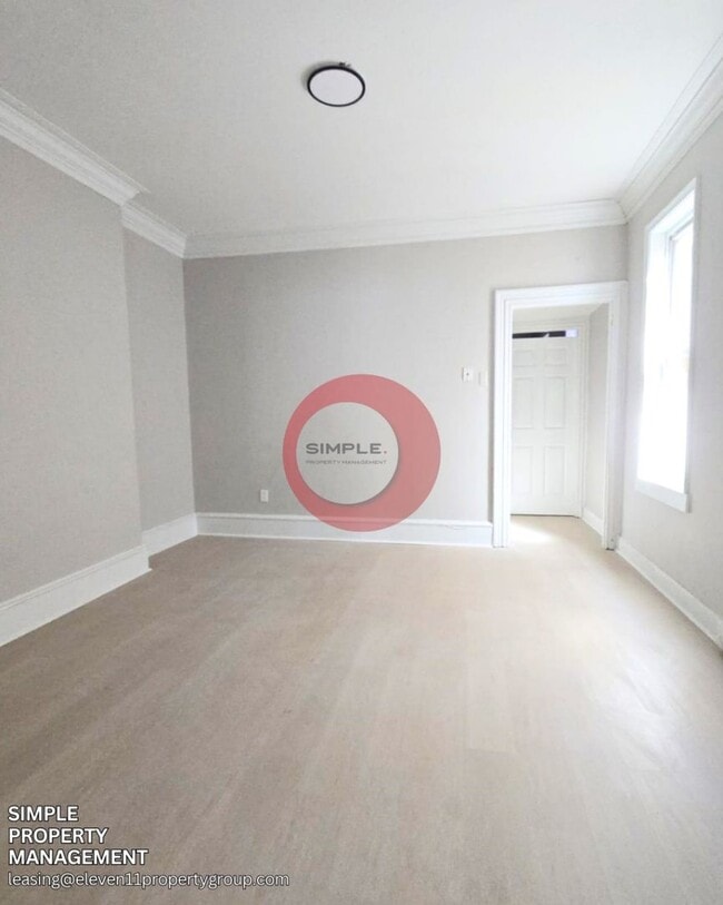 property at 303 S 6th St