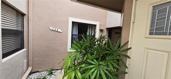 154 NW 98th Terrace in Plantation, FL - Building Photo - Building Photo