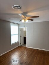 4407 Diamondhead Dr in San Antonio, TX - Building Photo - Building Photo