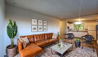 32 10th Ave N in Fargo, ND - Building Photo