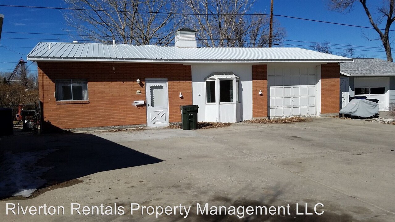 904 Sherry Dr in Riverton, WY - Building Photo