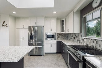 124 Woodacres Dr in Lakeside, MT - Building Photo - Building Photo