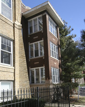 1462 W Balmoral Ave in Chicago, IL - Building Photo - Building Photo