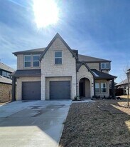 3722 Milwaukee Ave in Midlothian, TX - Building Photo