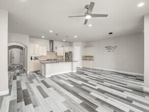 1026 E Carnoustie Ave in Fresno, CA - Building Photo - Building Photo