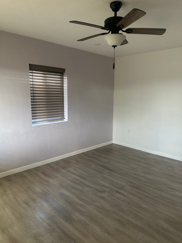property at 462 E 31st St
