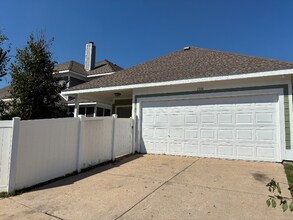 1336 Kingston Pl in Providence Village, TX - Foto de edificio - Building Photo