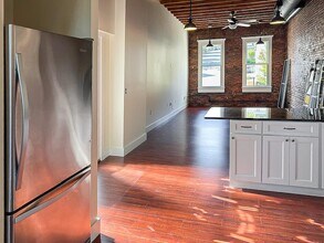 90 High St in Somersworth, NH - Building Photo - Building Photo