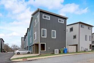 1 W Citra St in Arden, NC - Building Photo - Building Photo