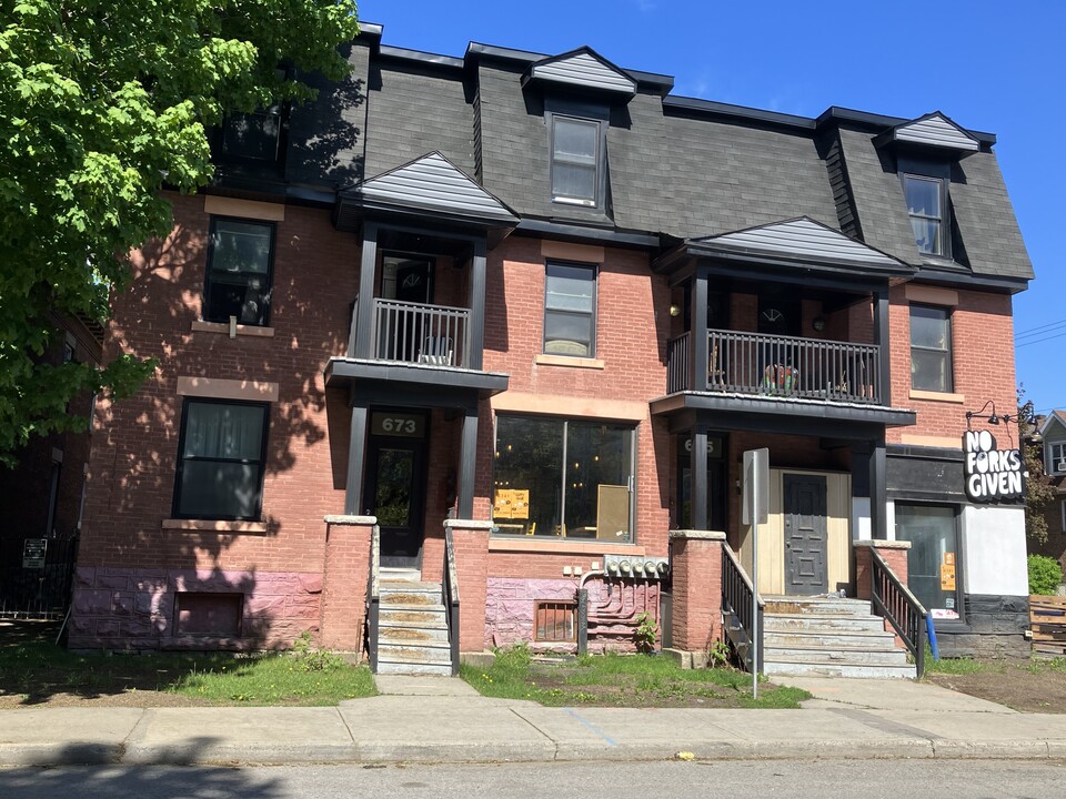 673 King Edward Av in Ottawa, ON - Building Photo